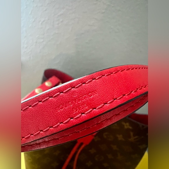 💯 % AUTHENTIC LOUIS VUITTON BAG WITH RECEIPT. - Picture 7 of 8